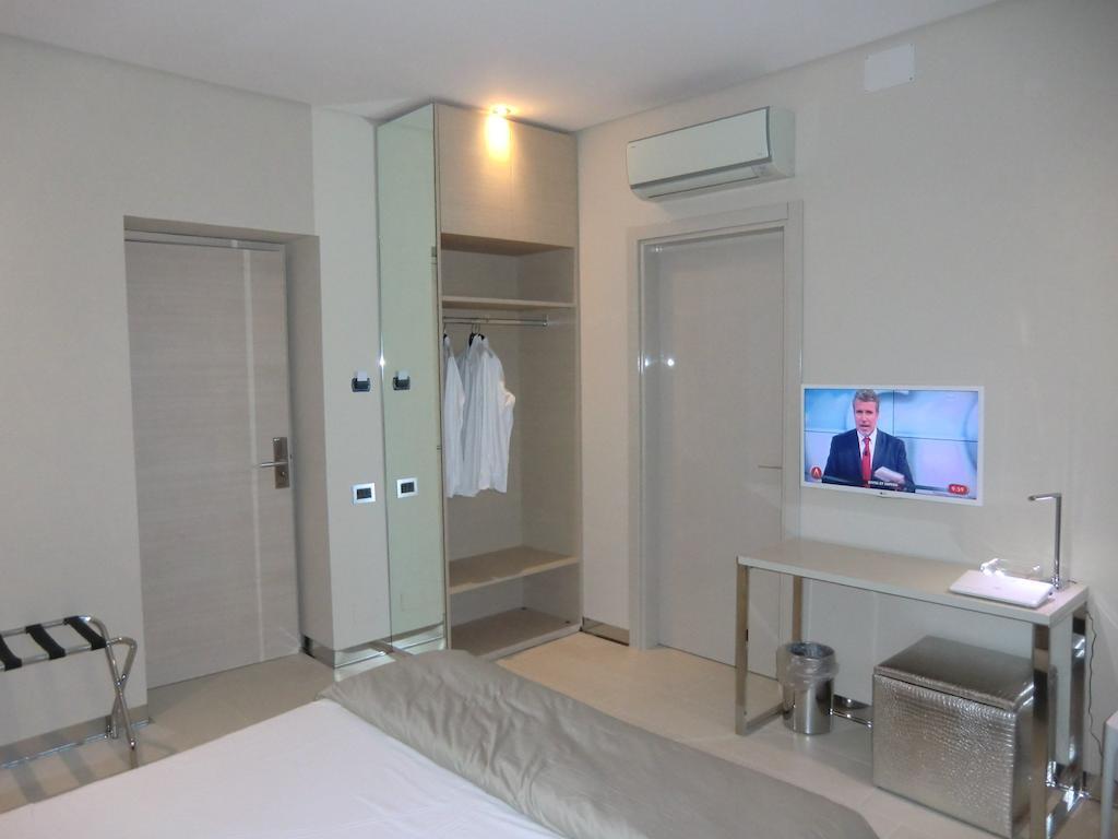 B&Beach Cagliari Guest House الغرفة الصورة