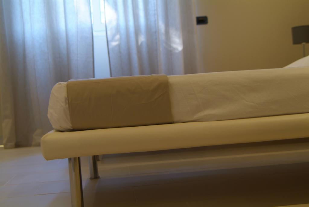 B&Beach Cagliari Guest House الغرفة الصورة
